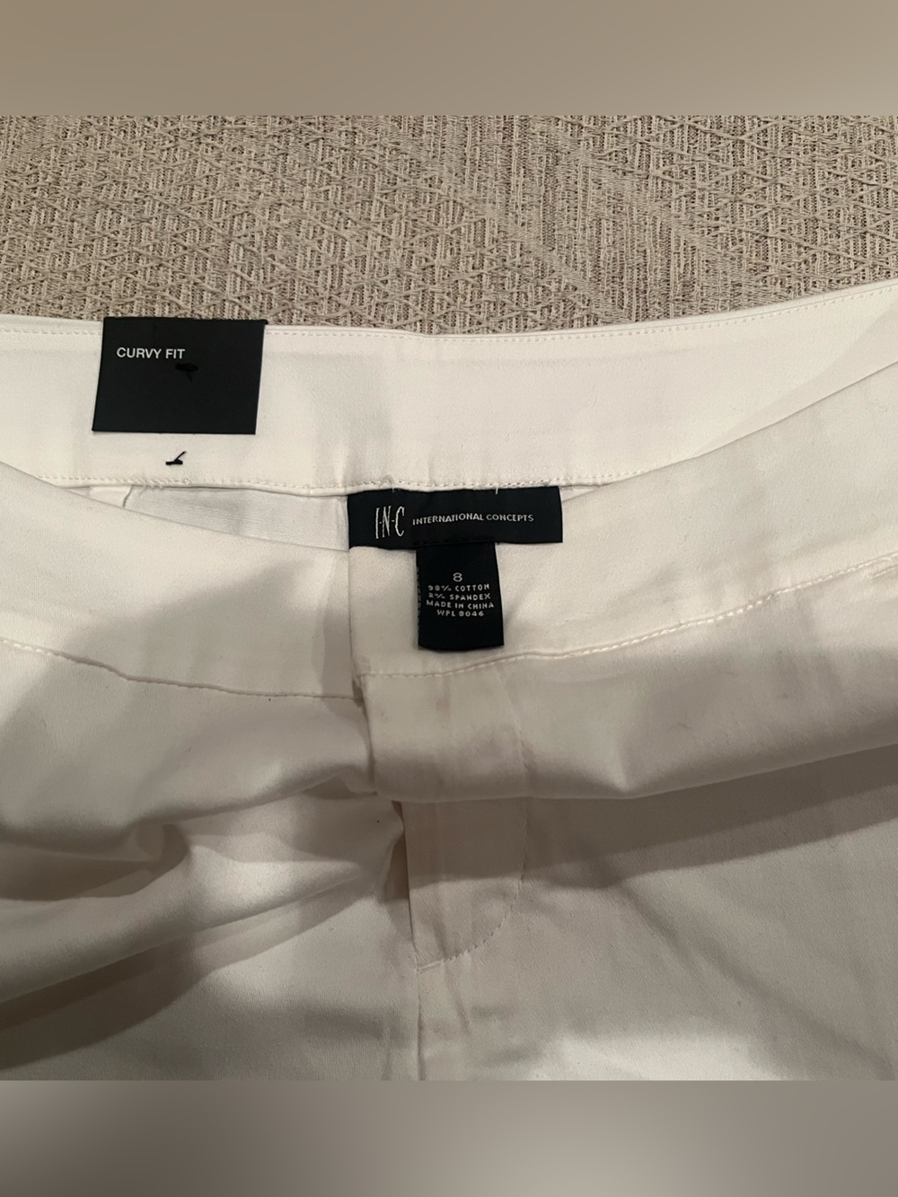 INC International Concepts White Women's Tailored Dress Shorts Minimalist - Picture 5 of 8
